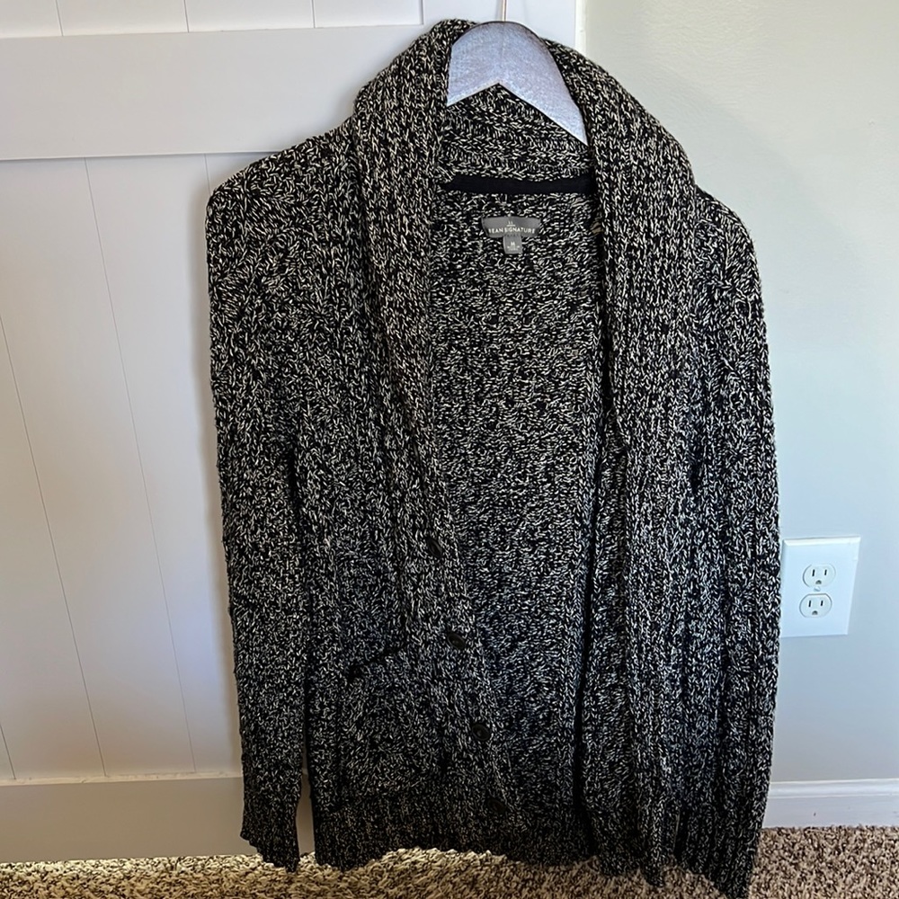 LL BEAN Signature Men’s cardigan Grey Medium